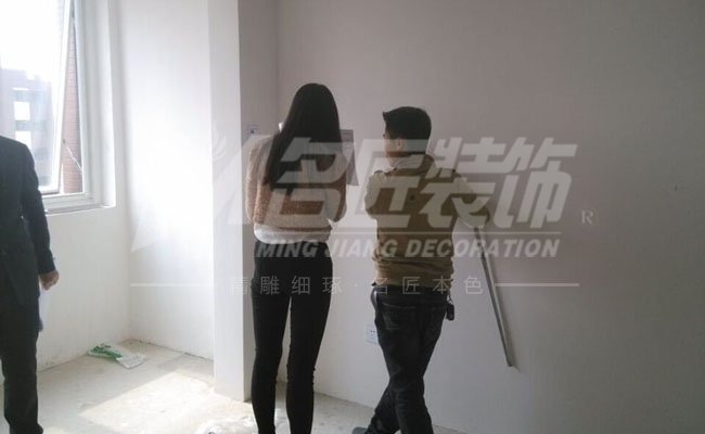 裝修現(xiàn)場交底.jpg 裝修現(xiàn)場交底.jpg